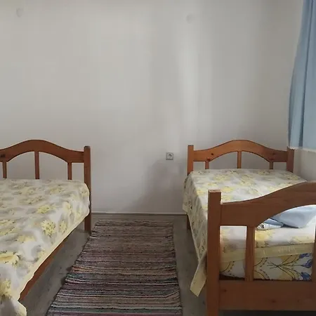 Apartment Dirgen *